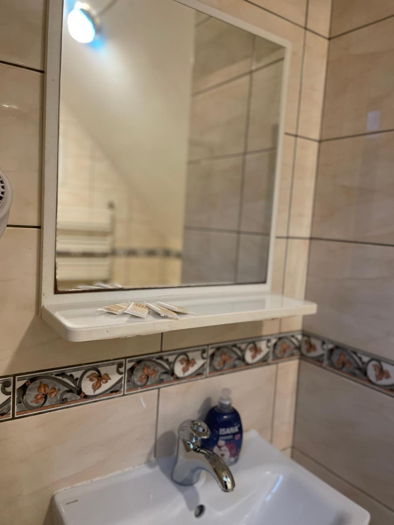 Kolysanka Private Rooms In Old Town Poznan Ngoại thất bức ảnh