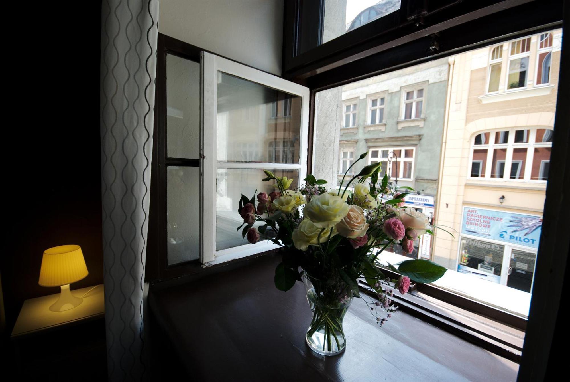 Kolysanka Private Rooms In Old Town Poznan Ngoại thất bức ảnh